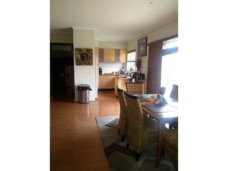 22 Amberlea Circuit, Taylors Hill VIC 3037