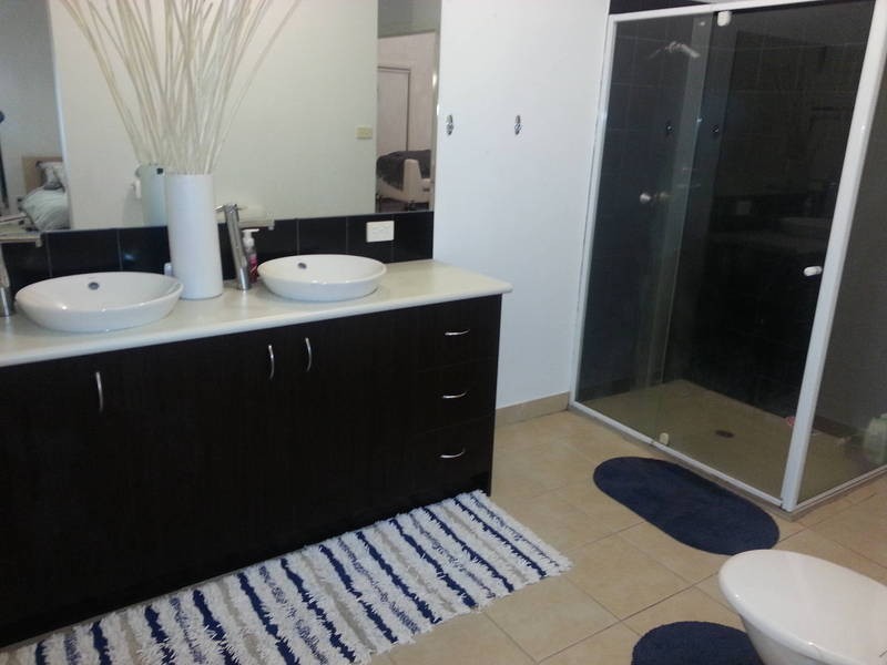 12 Burke Road, Burnside Heights VIC 3023