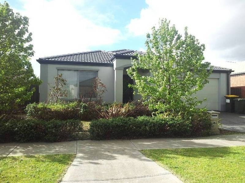 17  Bently Drive, Deer Park VIC 3023