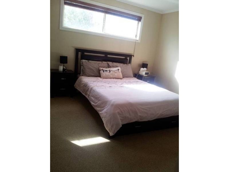 6 Selwyn Close, Caroline Springs VIC 3023