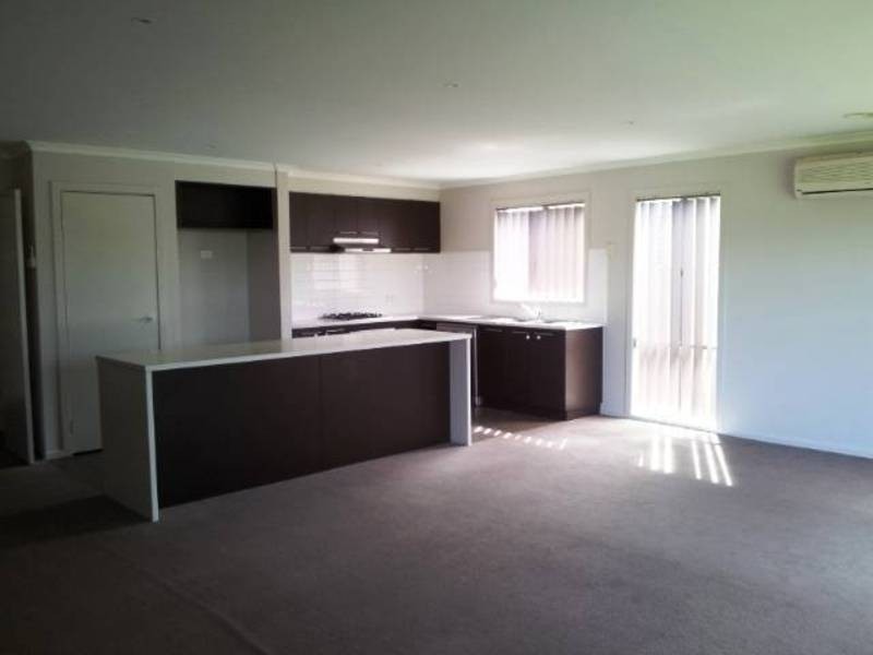 15  Stapehill Court, Deer Park VIC 3023