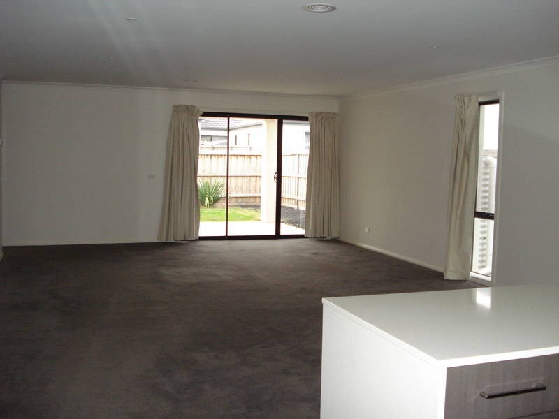 46 Mimosa Way, Burnside Heights VIC 3023