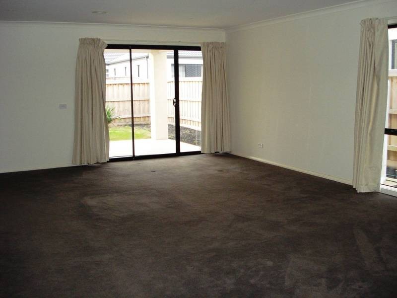 46 Mimosa Way, Burnside Heights VIC 3023