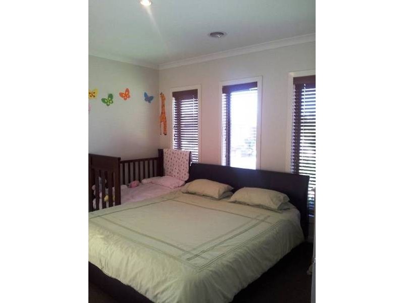 46 Erin Square, Deer Park VIC 3023