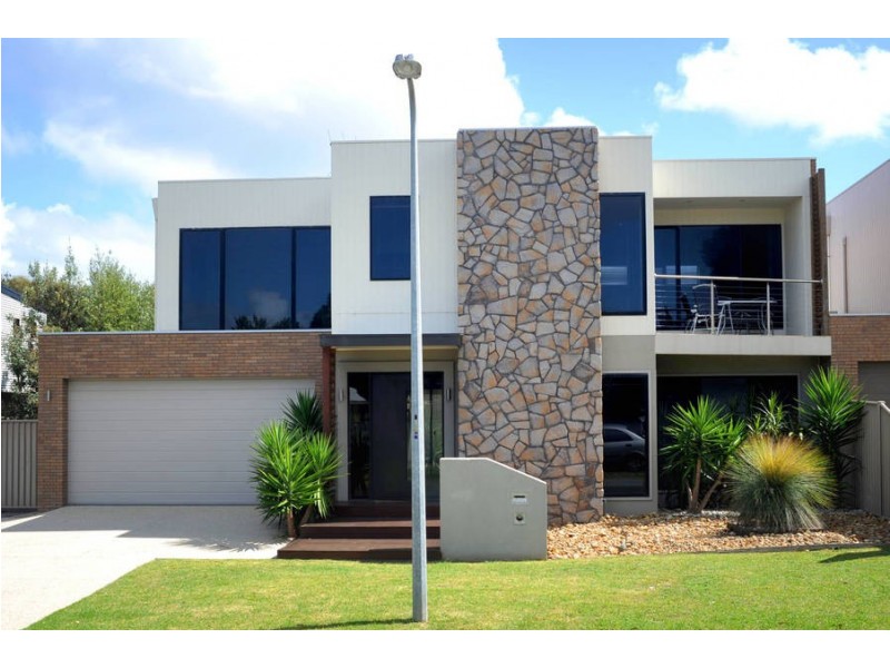 3 Grieve Avenue, Indented Head VIC 3223