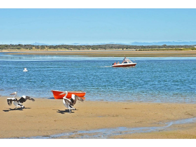 8/17-19 Lake Avenue, Ocean Grove VIC 3226