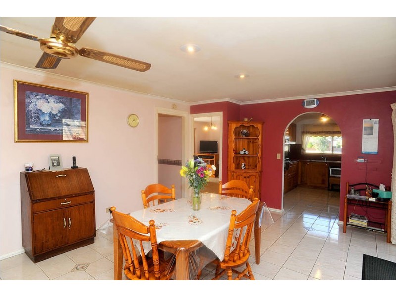 20 Lakeview Crescent, St Leonards VIC 3223