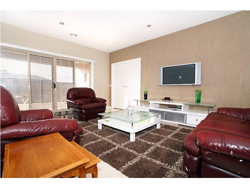 23 CORONET AVENUE, Greenvale VIC 3059