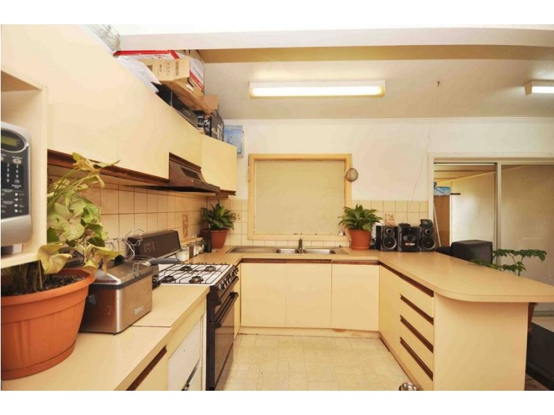 112 Cardinal Road, Glenroy VIC 3046