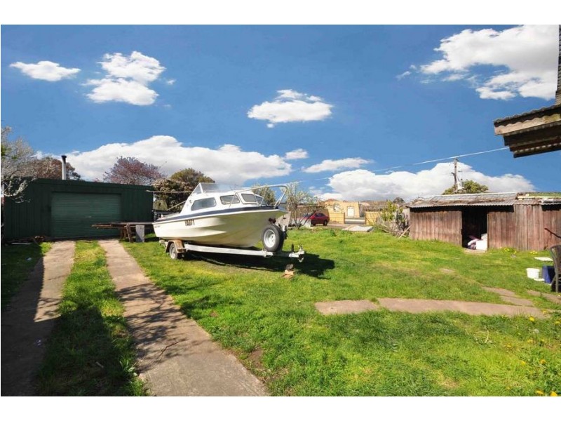 112 Cardinal Road, Glenroy VIC 3046