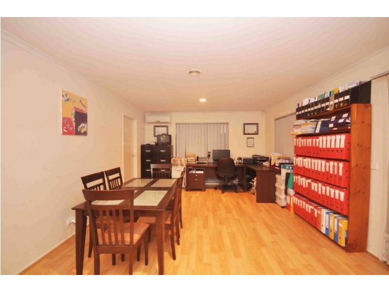 13 Jasmin Court, Meadow Heights VIC 3048