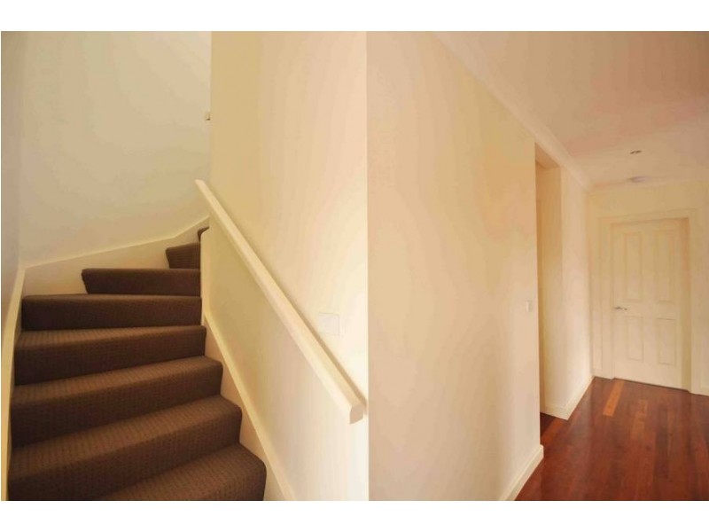 2/19 Dowling Street, Fawkner VIC 3060