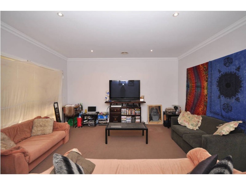 1&2/10 Ernest Street, Broadmeadows VIC 3047