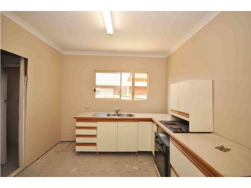 1&2/10 Ernest Street, Broadmeadows VIC 3047