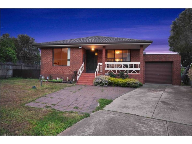 22 Gunbower Crescent, Meadow Heights VIC 3048