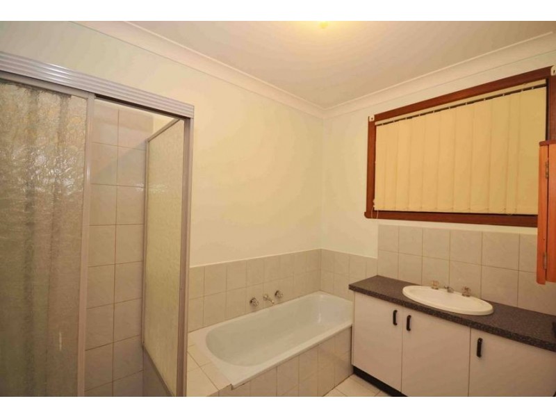 22 Gunbower Crescent, Meadow Heights VIC 3048