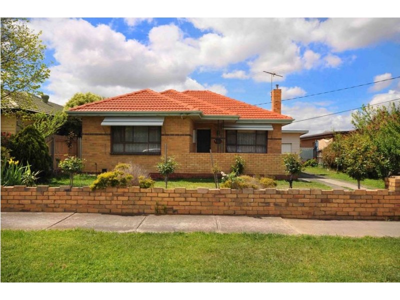10 Sutherland Street, Hadfield VIC 3046