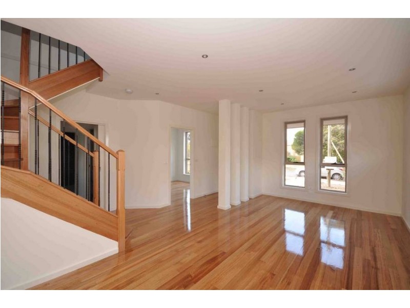 1/53 Cosmos Street, Glenroy VIC 3046