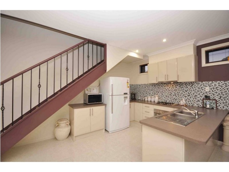 2/12 Blair Street, Broadmeadows VIC 3047