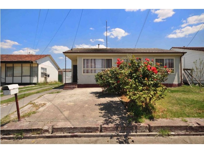 15 Pyalong Crescent, Dallas VIC 3047