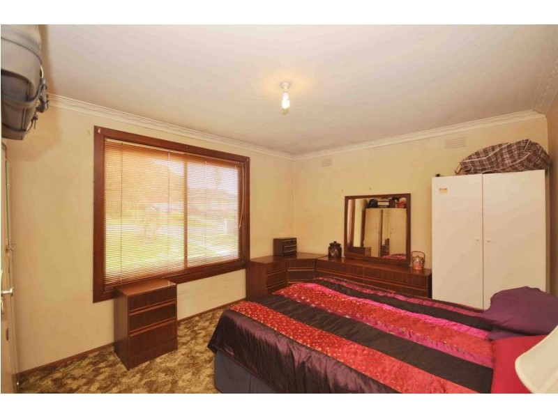 52 MOONEE BOULEVARD, Glenroy VIC 3046