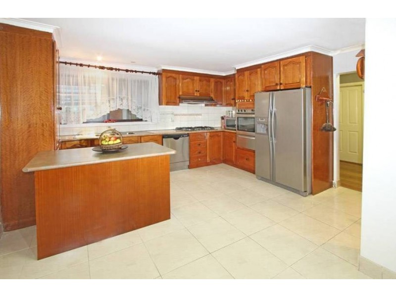 82 Gowrie Street, Glenroy VIC 3046