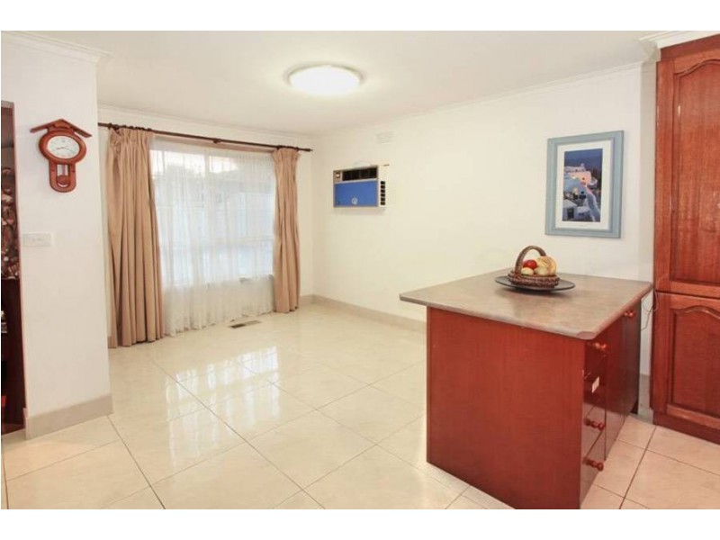 82 Gowrie Street, Glenroy VIC 3046