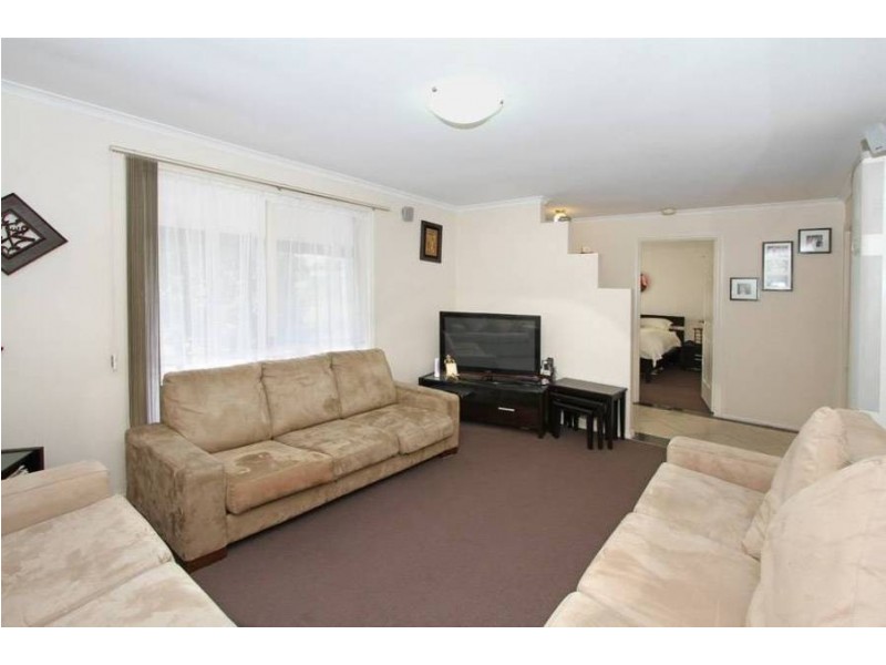 7D Rokewood Crescent, Meadow Heights VIC 3048