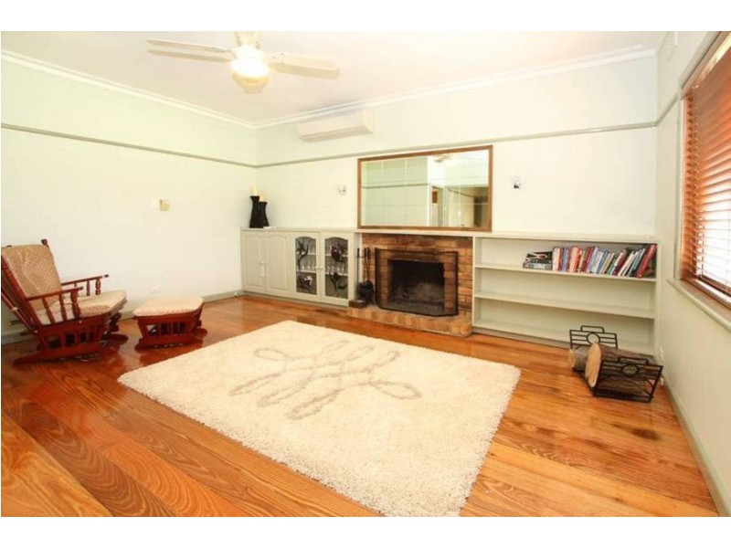 45 Melbourne Avenue, Glenroy VIC 3046