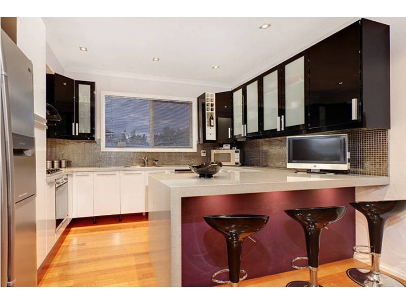 30 East Street, Hadfield VIC 3046