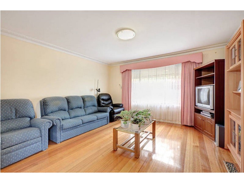 21 Centre Way, Glenroy VIC 3046