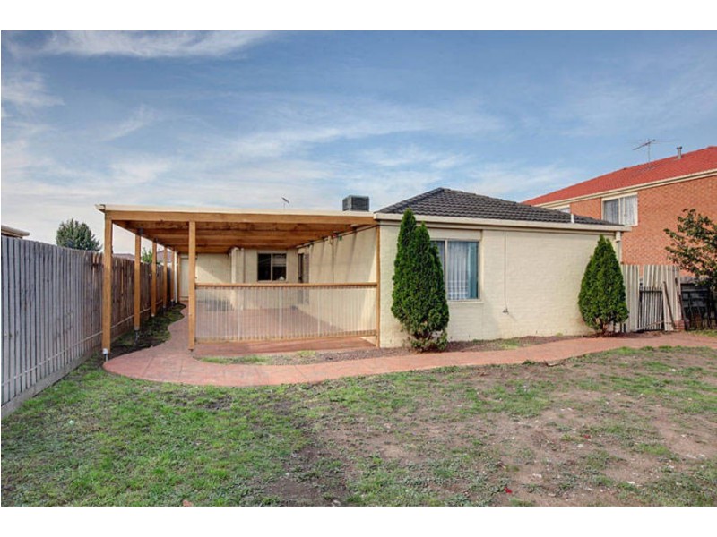 5 Havilland Drive, Roxburgh Park VIC 3064