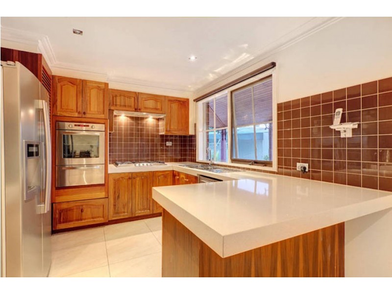 11 Glencairn Drive, Greenvale VIC 3059