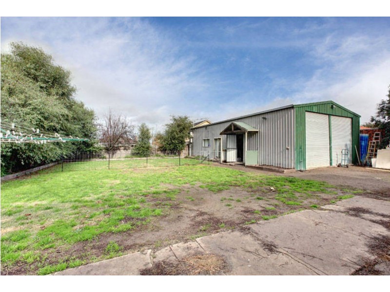 103 Glenroy Road, Glenroy VIC 3046