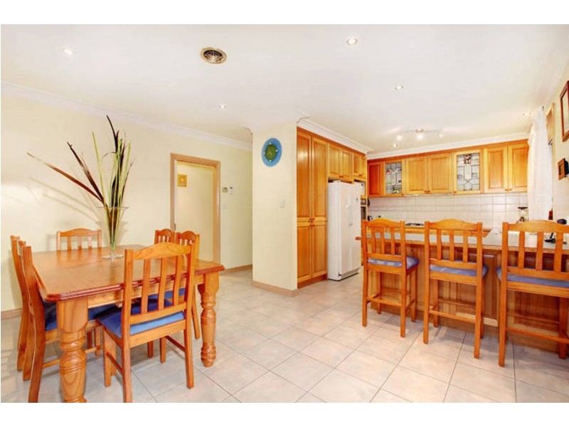 5 Eildon Court, Meadow Heights VIC 3048