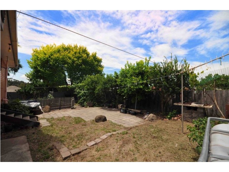 2 Sunbeam Street, Glenroy VIC 3046