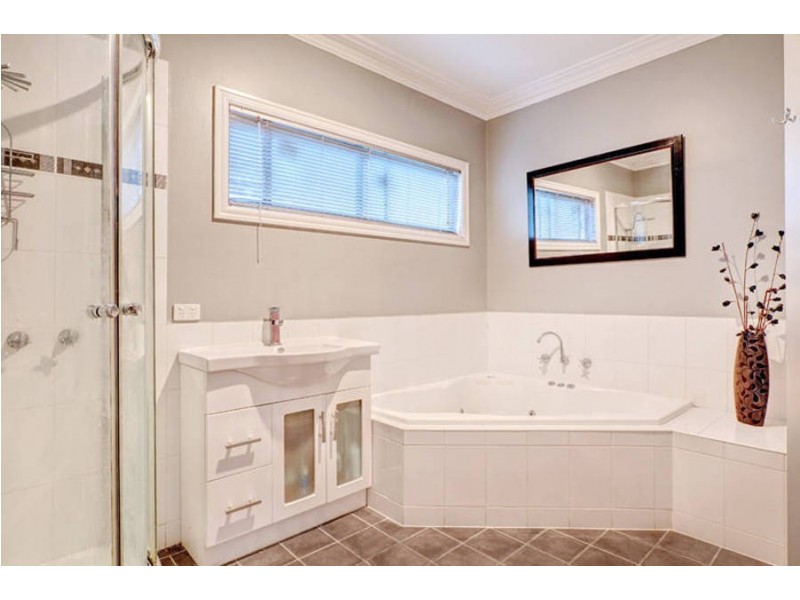 110 Middle Street, Hadfield VIC 3046