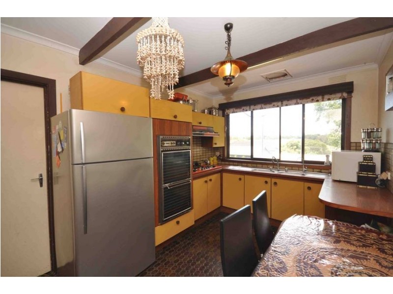 2 Sunbeam Street, Glenroy VIC 3046