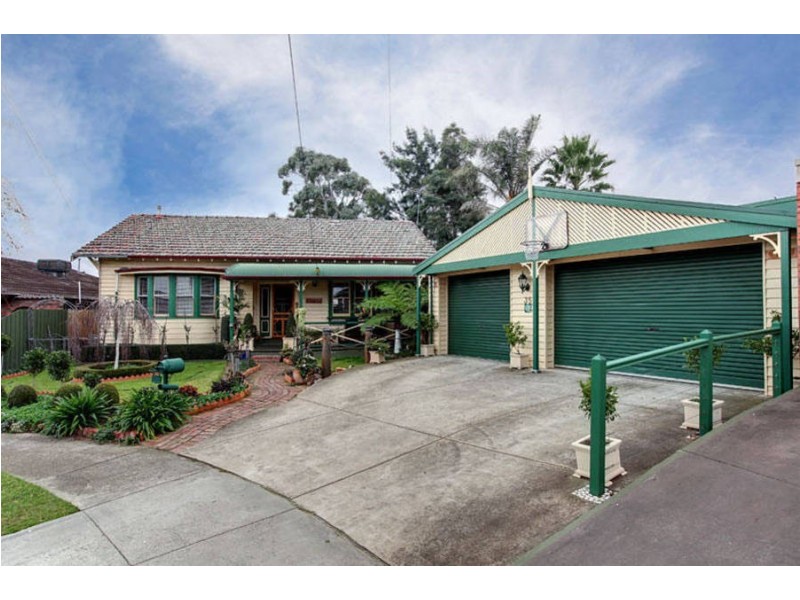 35 Freelands Grove, Jacana VIC 3047