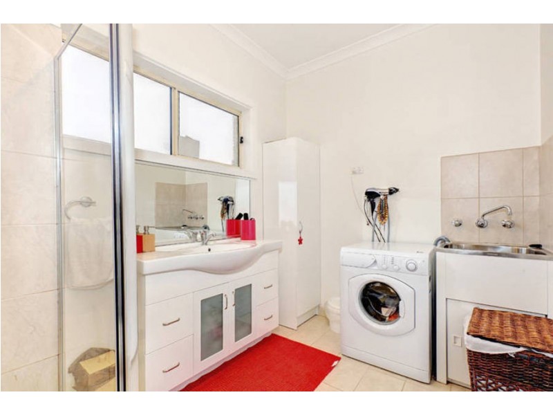 42A Acacia Street, Glenroy VIC 3046