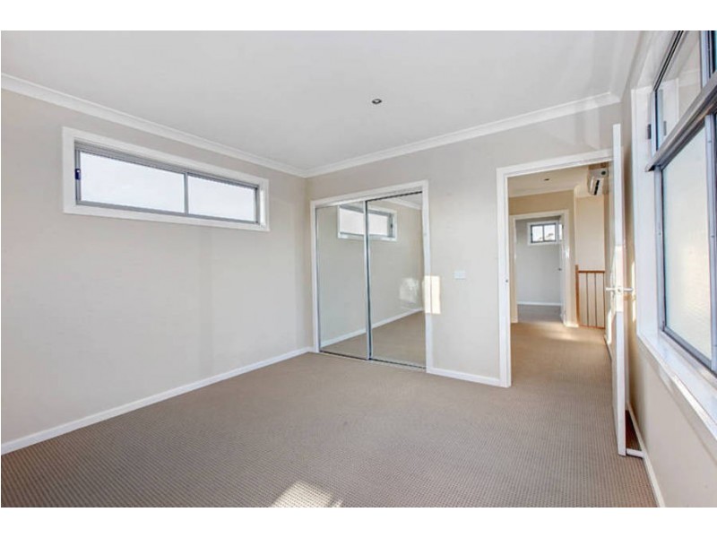1+2+3 /44 Gerbert Street, Broadmeadows VIC 3047