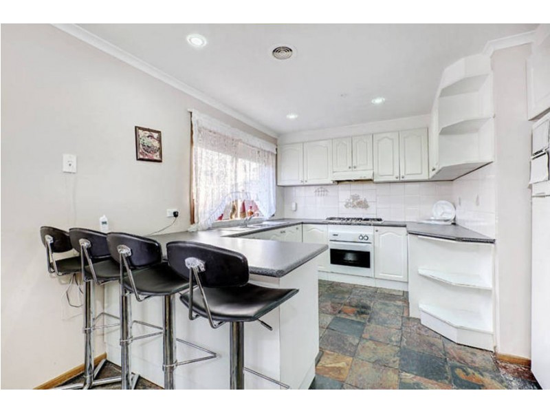 28 Milford Court, Meadow Heights VIC 3048