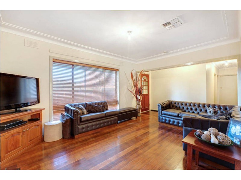 10 Ogden Street, Glenroy VIC 3046