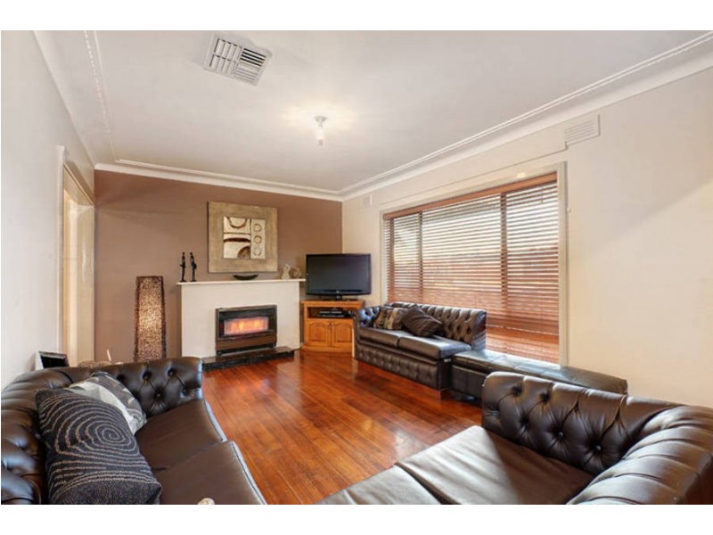 10 Ogden Street, Glenroy VIC 3046