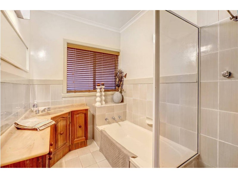 10 Ogden Street, Glenroy VIC 3046