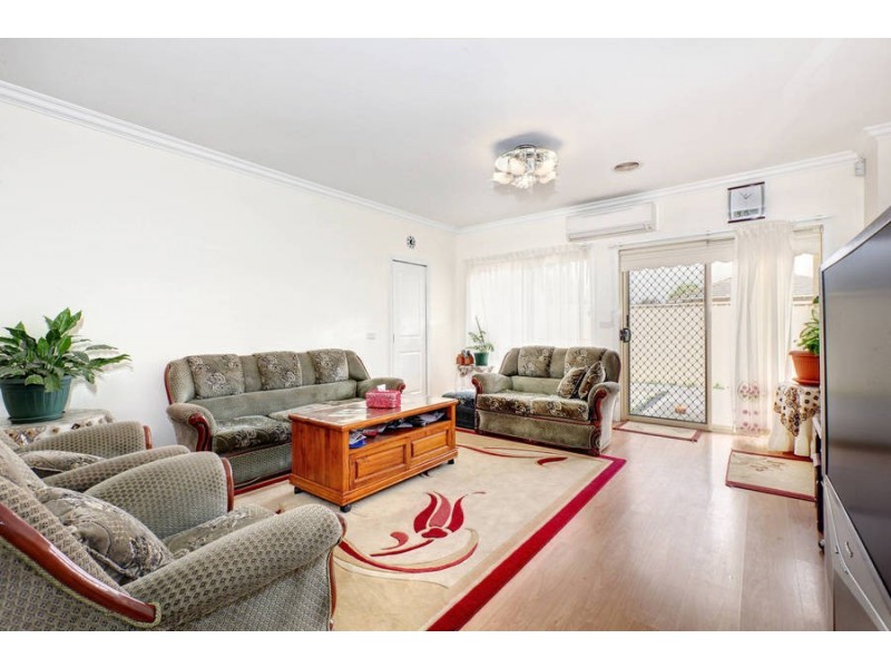 24 Avalon Avenue, Broadmeadows VIC 3047