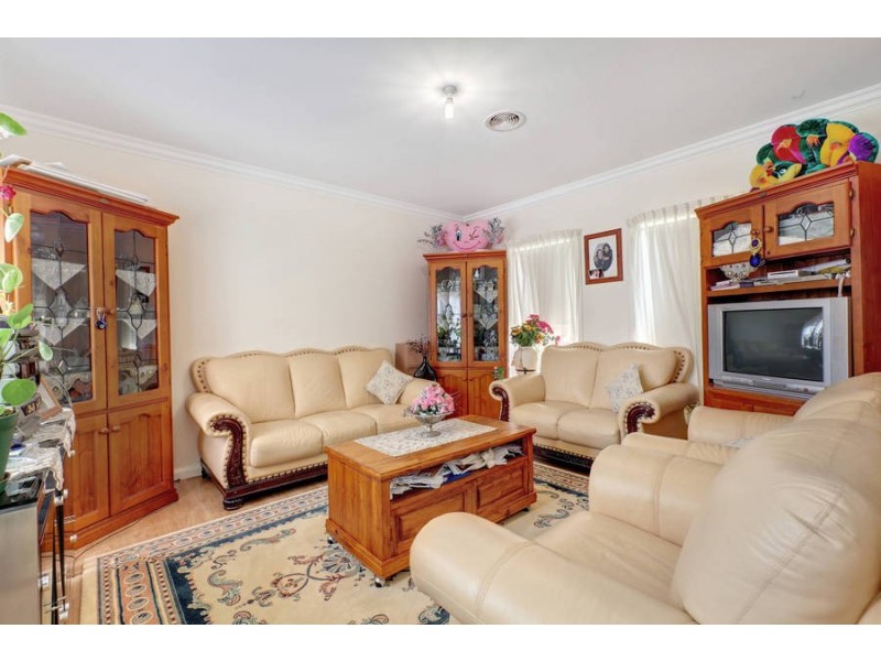 24 Avalon Avenue, Broadmeadows VIC 3047