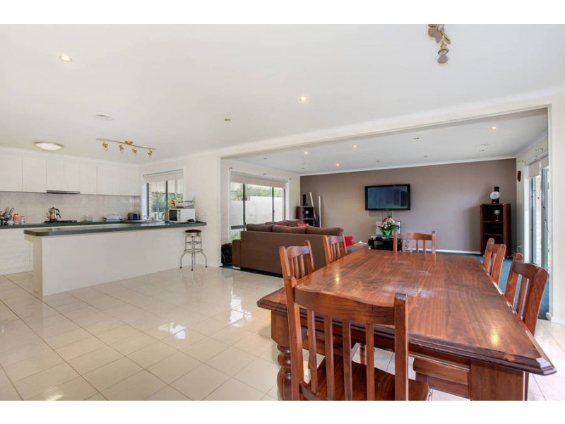 7 Brae Court, Greenvale VIC 3059