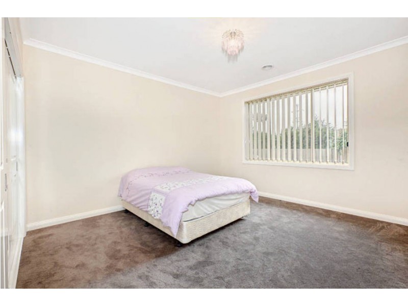 2/8 Howard Court, Glenroy VIC 3046