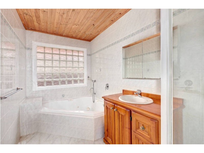 14 Barunah Street, Hadfield VIC 3046